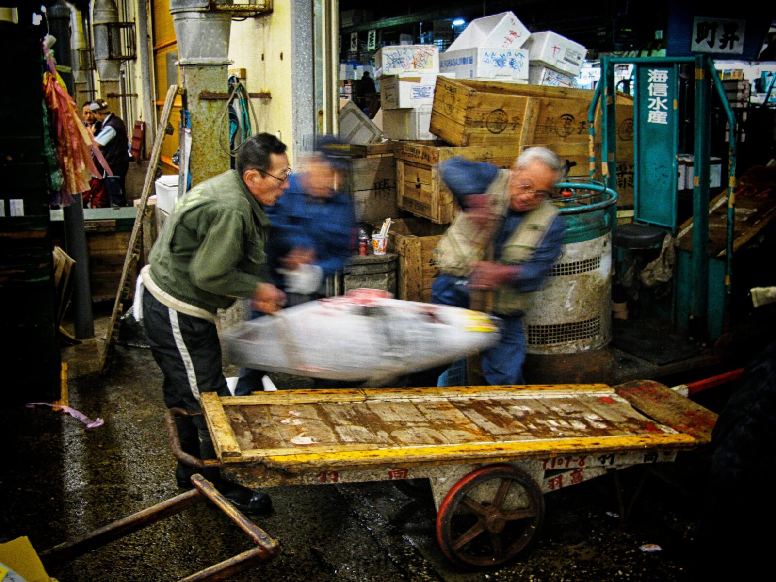 Tsukiji Fish Market, Tokyo Fish Market, photojournalism, travel photography, stories