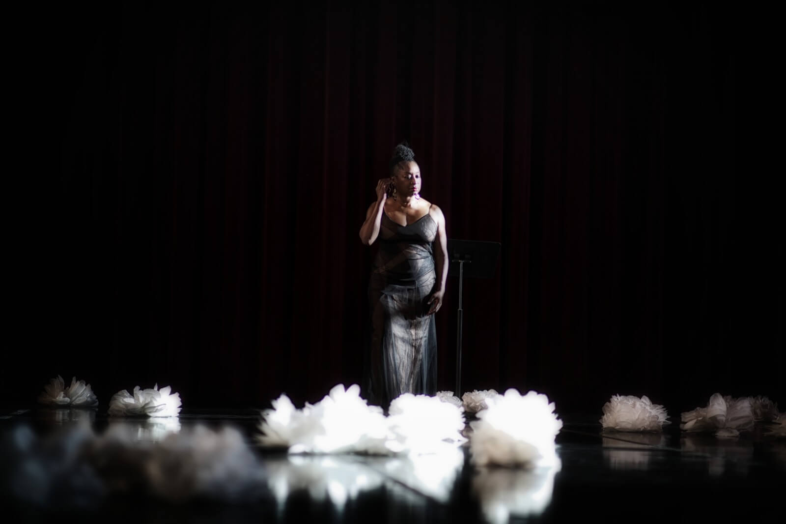 Aleta Hayes Performance Studies international, Aleta Hayes,stanford dance, performance studies internation, stanford performance art, performance documentation, performance photography, site specific, theater and performance studies, Stanford TAPS, Stanford Arts